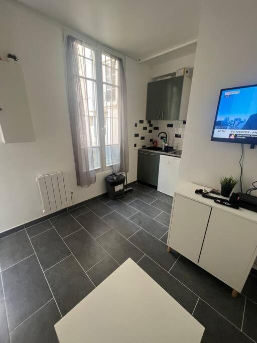 Studio Cosy Refait A Neuf Levallois Exteriör bild